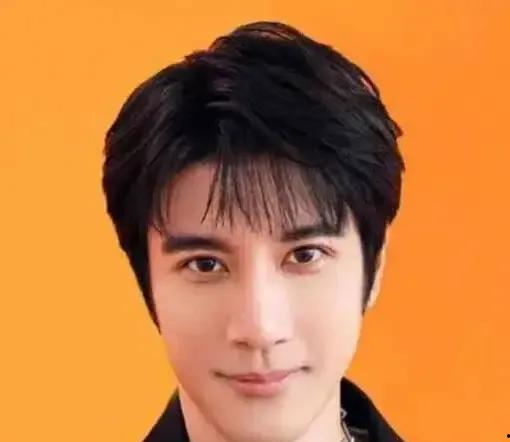 穿越娱乐圈吃瓜爽文,吃瓜爽文，解锁明星幕后秘密